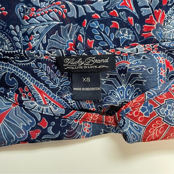 Lucky Brand Blue & Red Paisley Print Split Neck Semi-sheer Blouse Xsmall Women’s - Picture 8 of 9